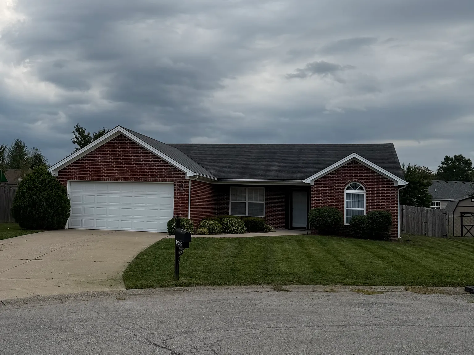 3 bed, 1416 sqft, $2,275 — Photo 3