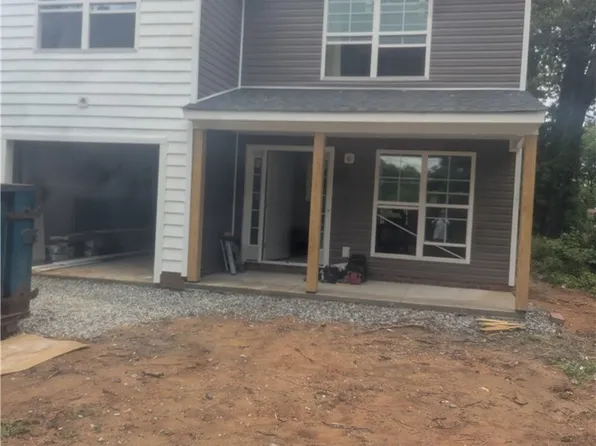 21305 Rutledge Ave, South Chesterfield, VA 23803