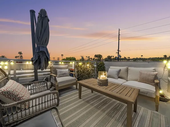 1952 Hornblend St #6, San Diego, CA 92109