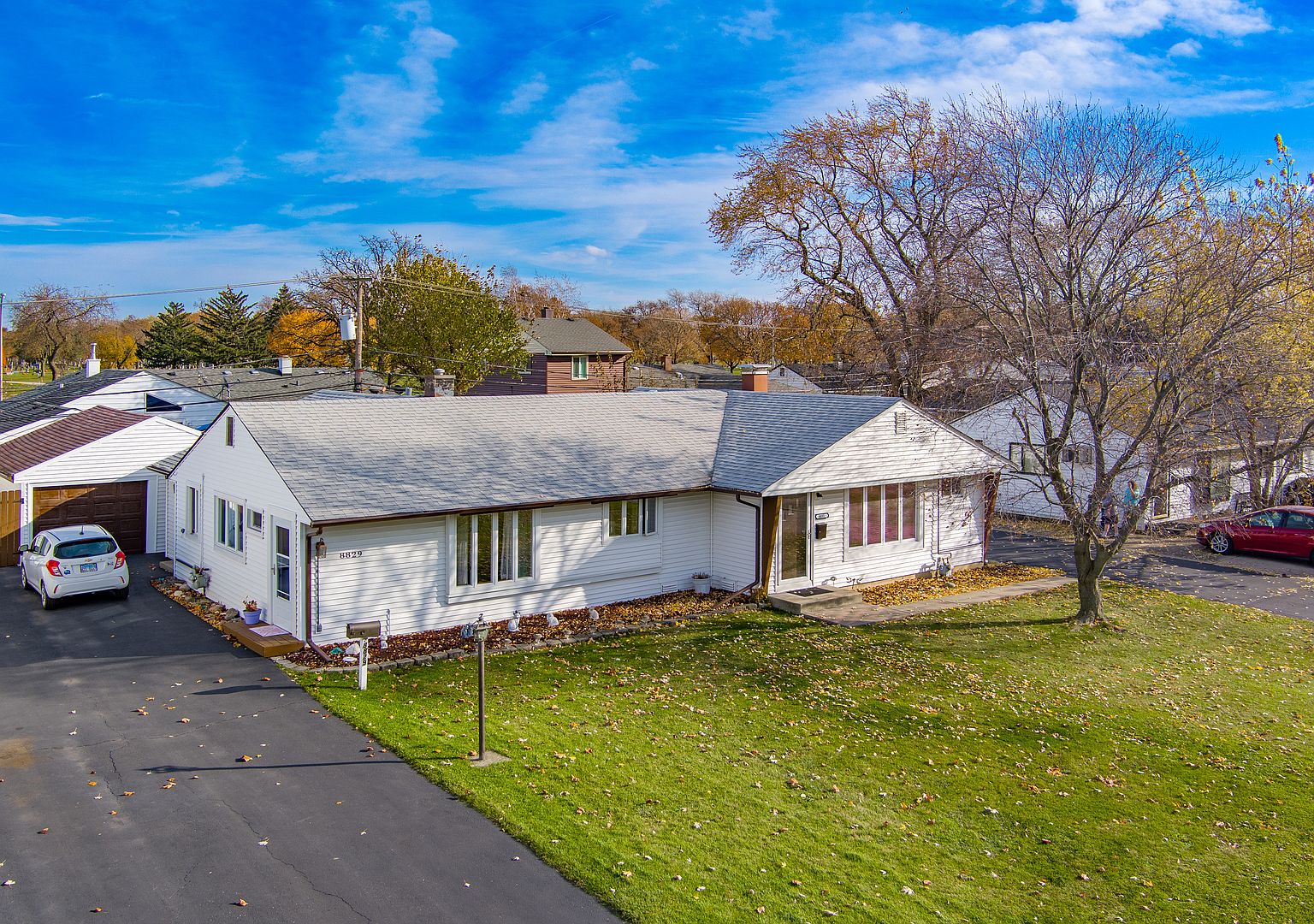 8829 S Komensky Ave, Hometown, IL 60456 Zillow