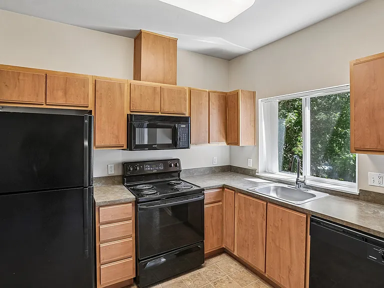 Legacy Oaks Apartments — Photo 51
