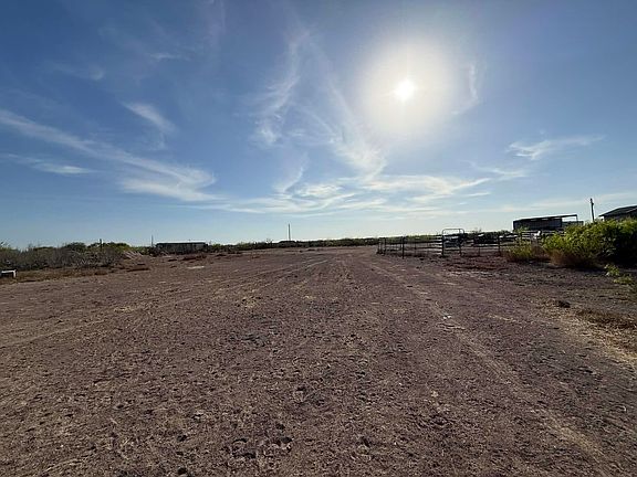 3rd image of 887 Camino Don Antonio