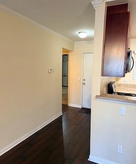5545 Canoga Ave #116 — Photo 4
