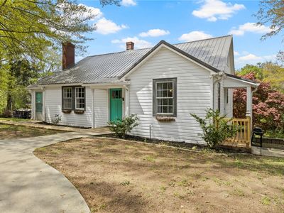305 Morse St, Pendleton, SC, 29670