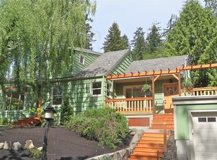 2825 Laurelwood Ln, Eugene, OR 97403