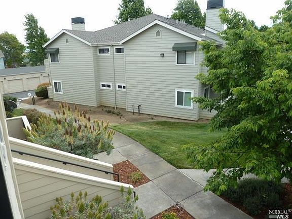 3rd image of 1201 Glen Cove Pkwy APT 316
