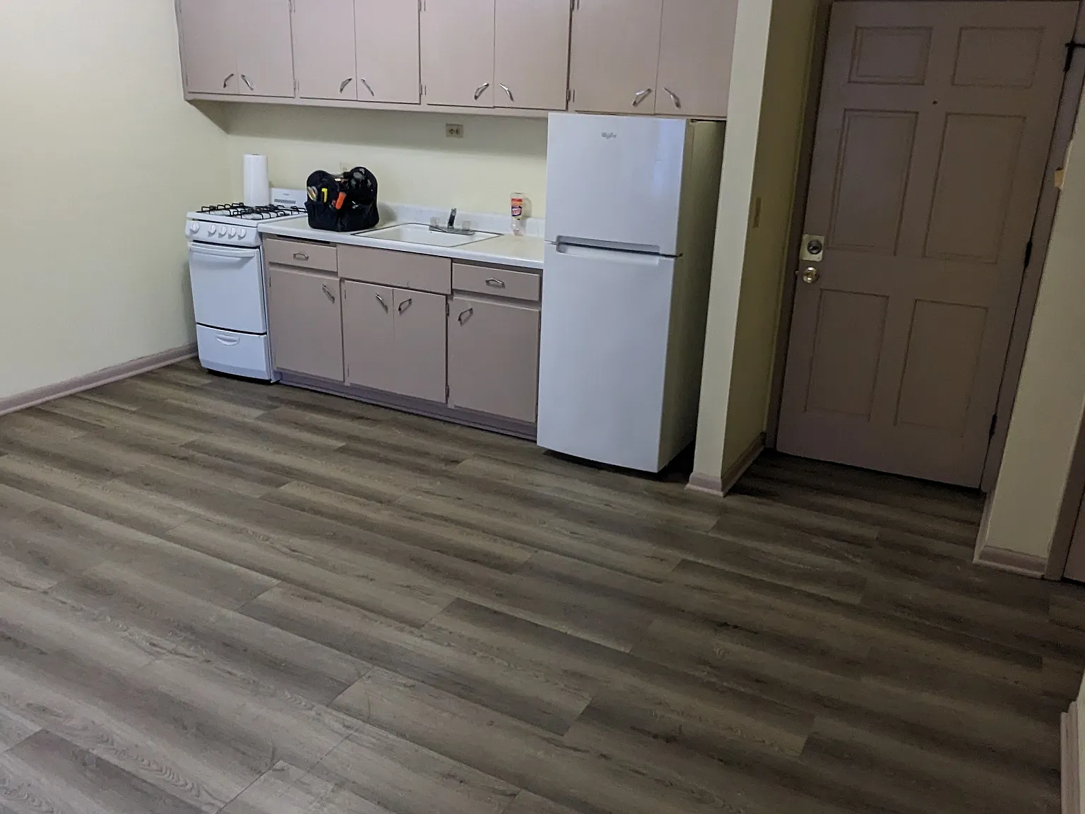 3401 W Wells St — Photo 4