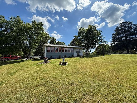 2nd image of 8447 Heart Road