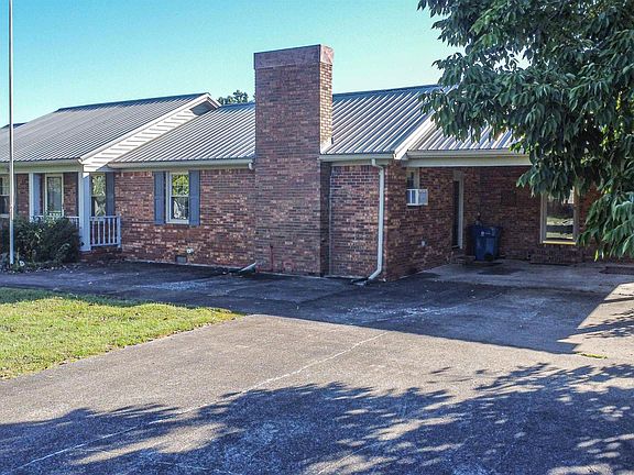 2nd image of 264 Countryside Dr