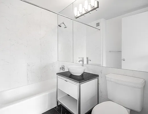 Rented by Mirador Real Estate | media 25