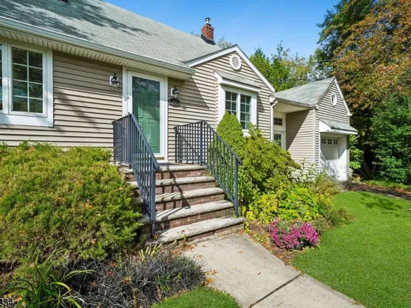 43 Miele Pl, Summit City, NJ 07901
