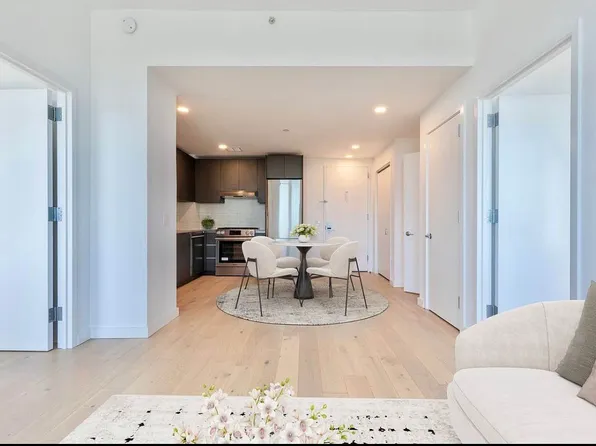 144-74 Northern Boulevard image 6 of 15