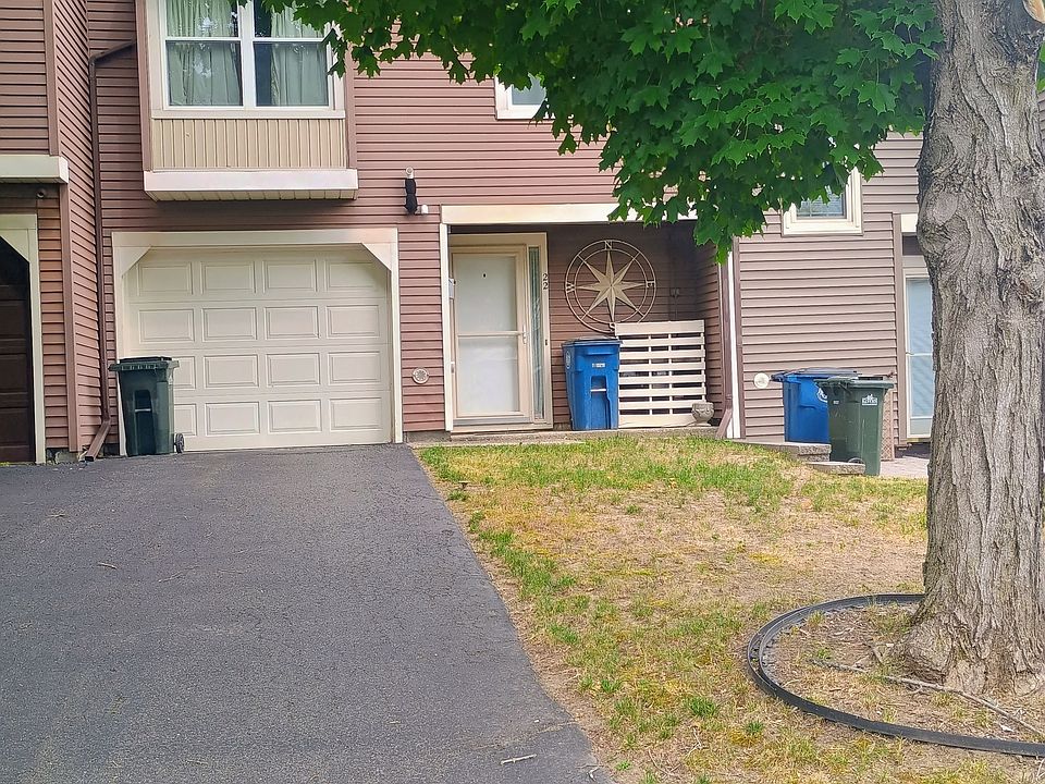 1st image of 22 Ziemke Farm Ln
