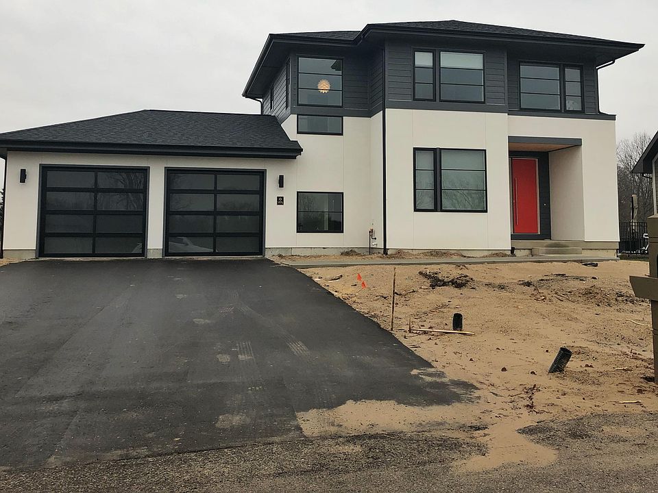 1st image of 3976 Balsam Waters Dr NE