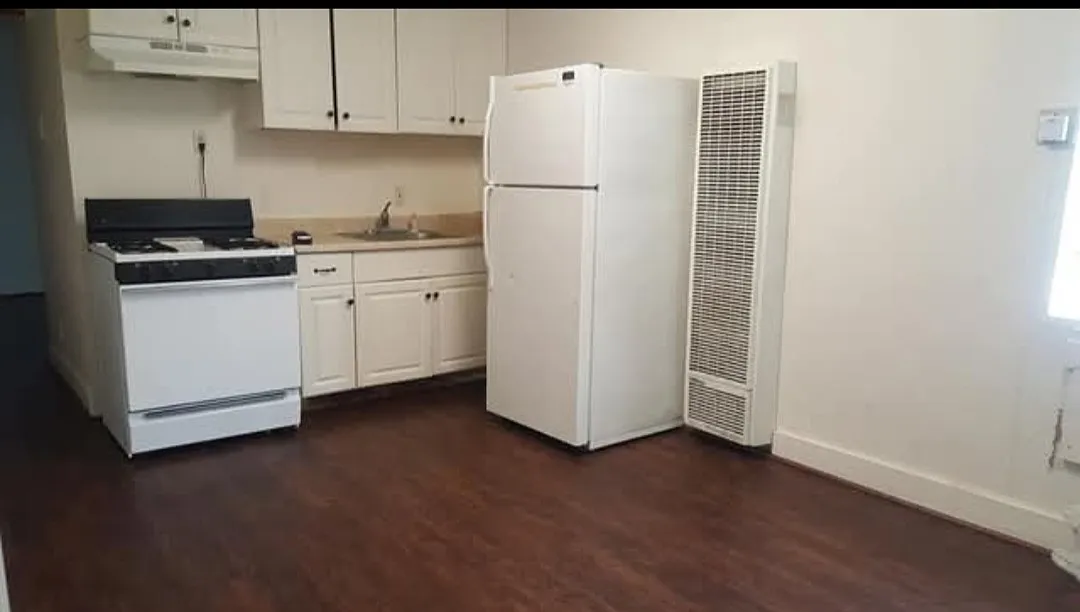 163 W 16th St APT 10 photo 1