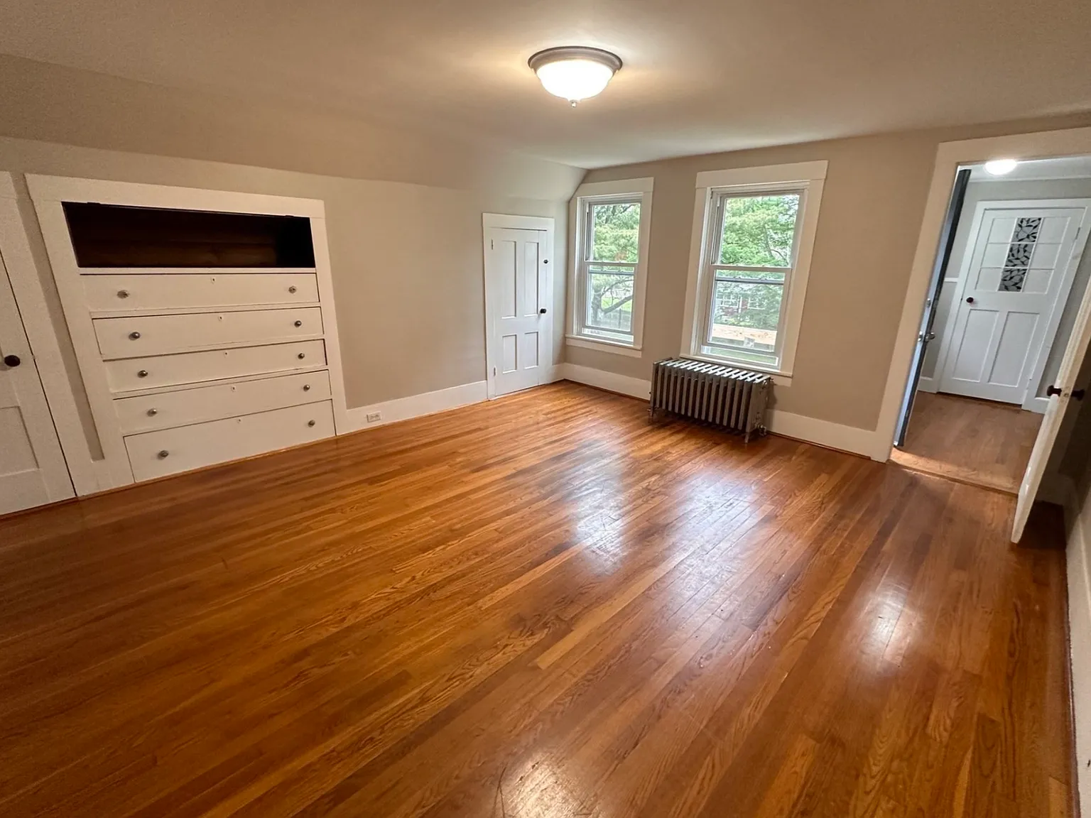 1 bed, 650 sqft, $1,900 — Photo 2