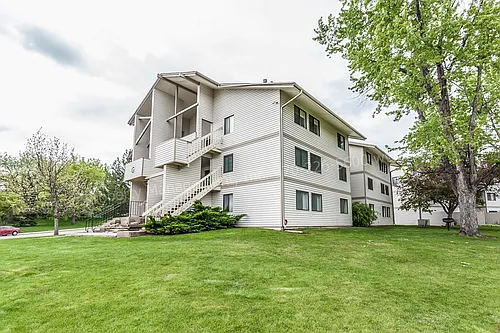 1705 Heatheridge Rd Photo 1