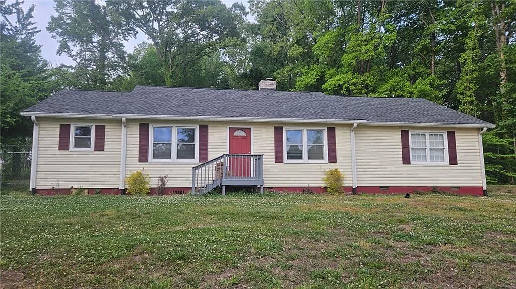 3 bed, 2.0 bath, 1650 sqft, $2,500 — Photo 1