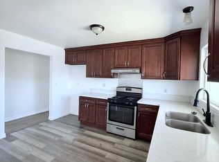 612 W Maitland St APT B, Ontario, CA 91762