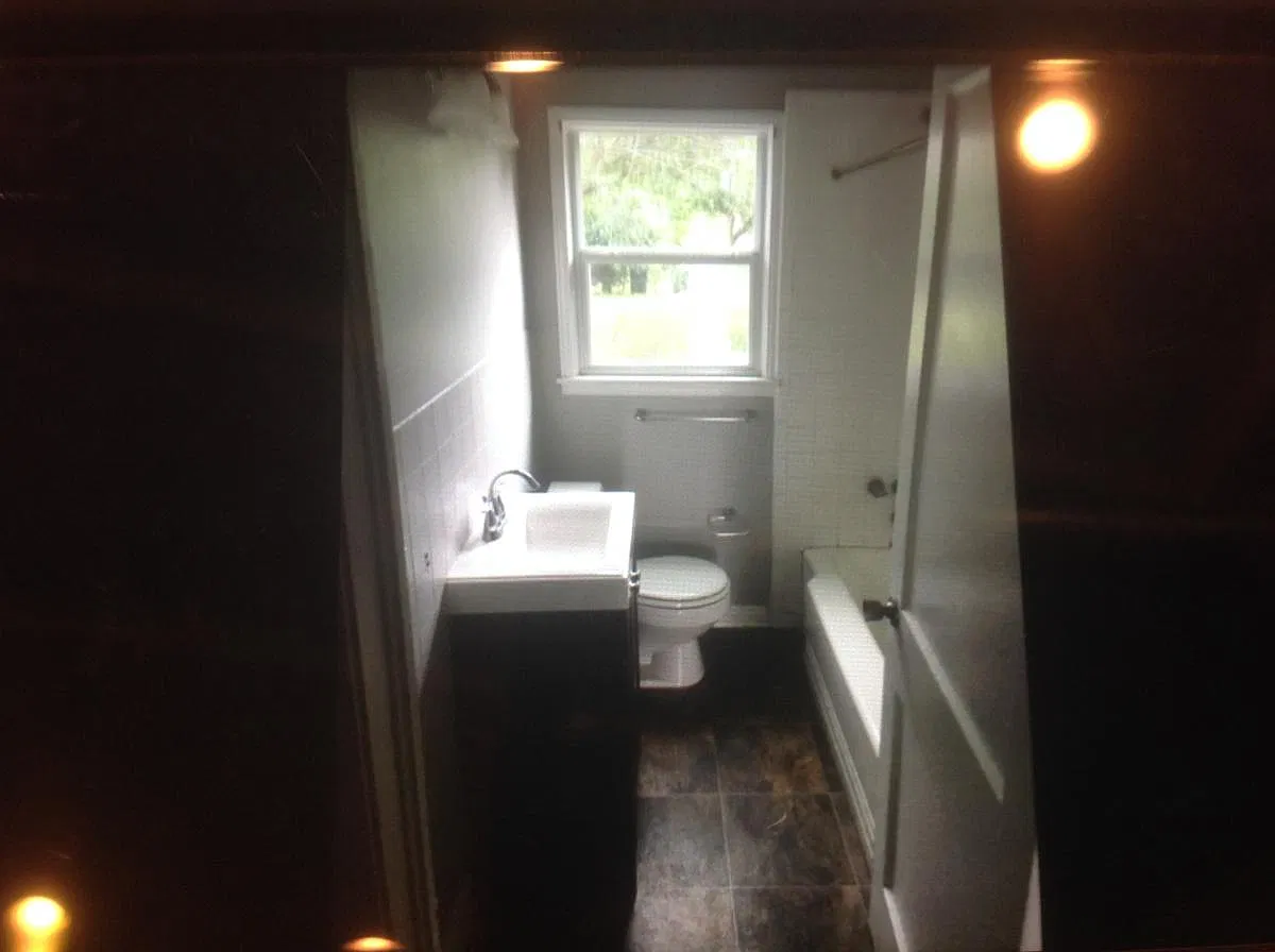 2 bed, 1106 sqft, $1,200 — Photo 2