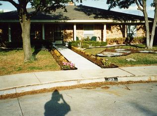 1313 Laramie Pl, Lewisville, TX 75077