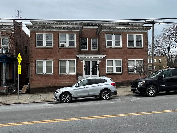2nd image of 158 Morton Ave Floor 2