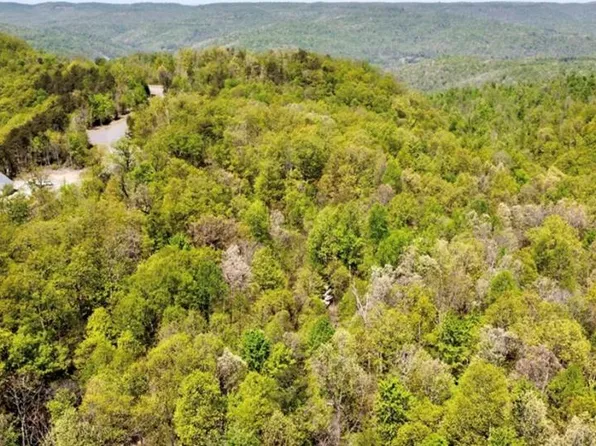 1212 Wind Rush Way, Monterey, TN 38574