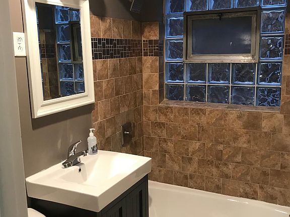 3rd image of 4508 W Parker Ave #1