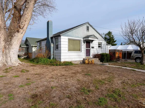 218 Maple St, Clarkston, WA 99403