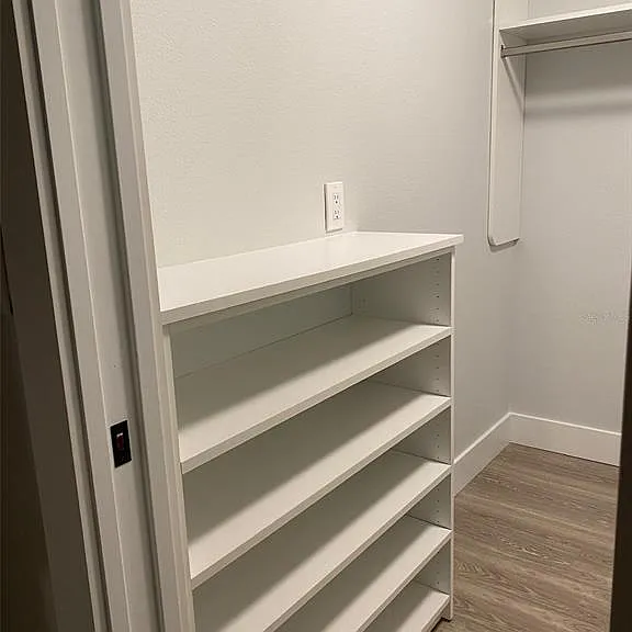 2933 Maiden Ln — Photo 22