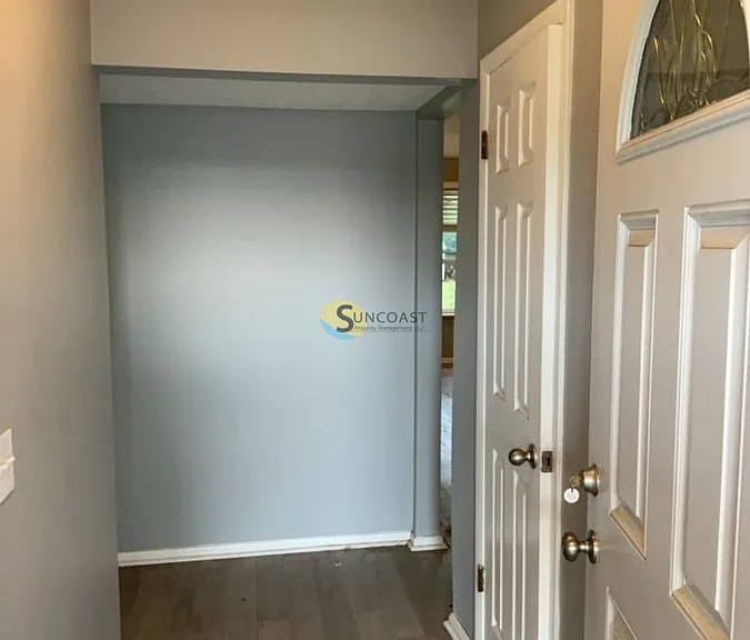 2570 Stern Dr S — Photo 4