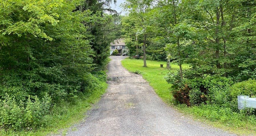 1st image of 206 Hamlin Hwy