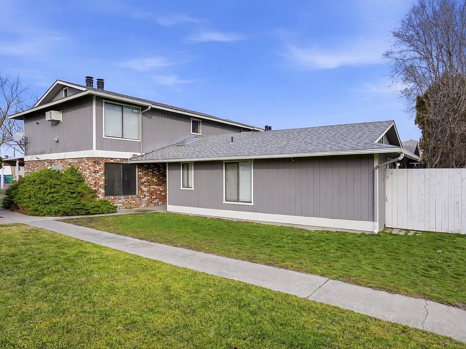 1st image of 6113-6117 N Addison St