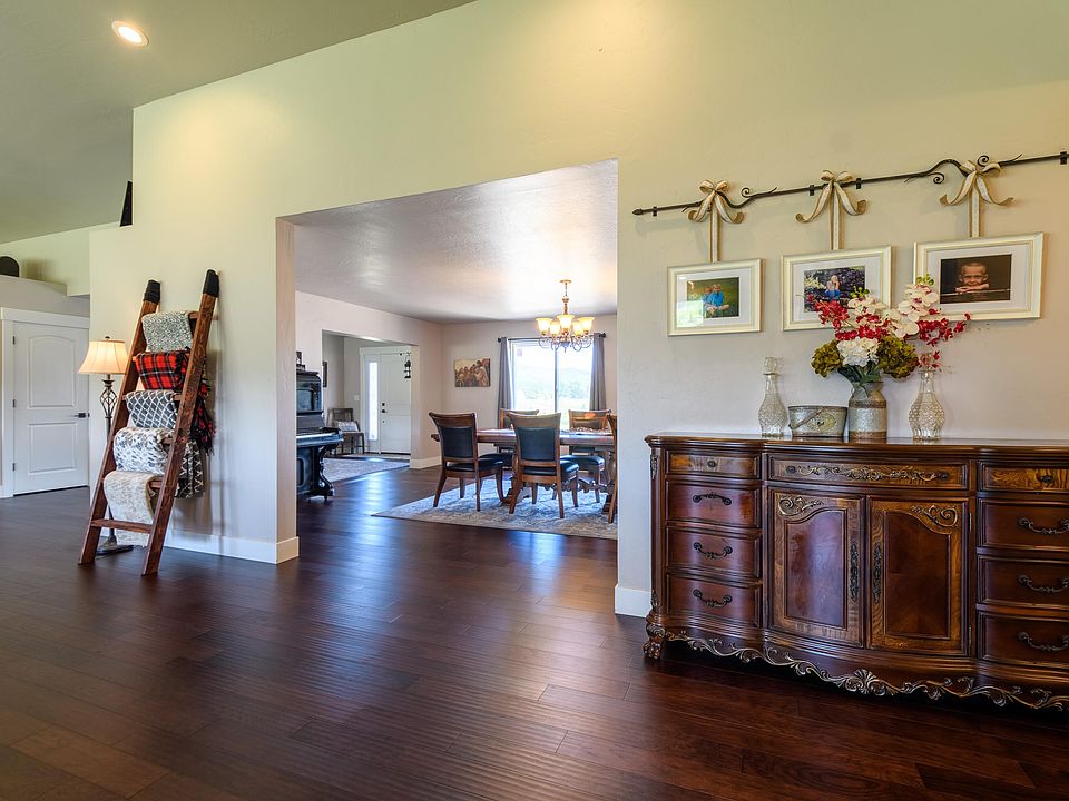 16922 Scheffer Ln Frenchtown, MT, 59834 Apartments for Rent Zillow