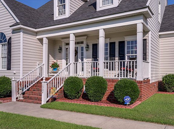 2nd image of 1504 Glen Eagles Ct