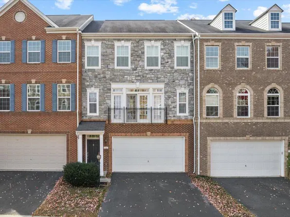 1781 Moultrie Ter NE, Leesburg, VA 20176