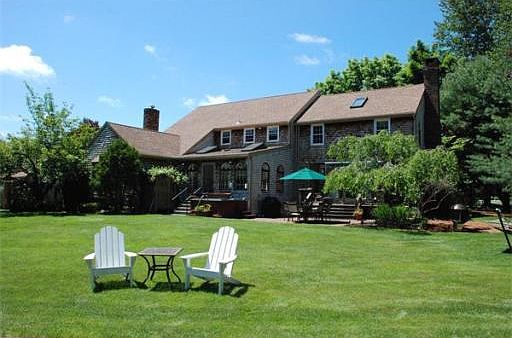 3rd image of 29 Boxwood Ln