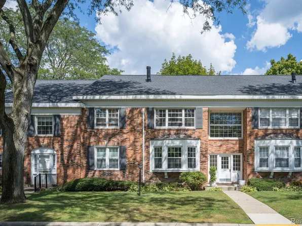 550 Billingsgate Ct APT C, Bloomfield Hills, MI 48301