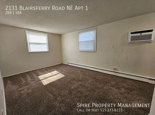 2131 Blairs Ferry Rd NE #1, Cedar Rapids, IA 52402