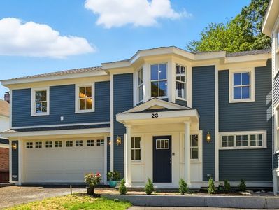 23-1 Francis St, Newton Center, MA, 02459
