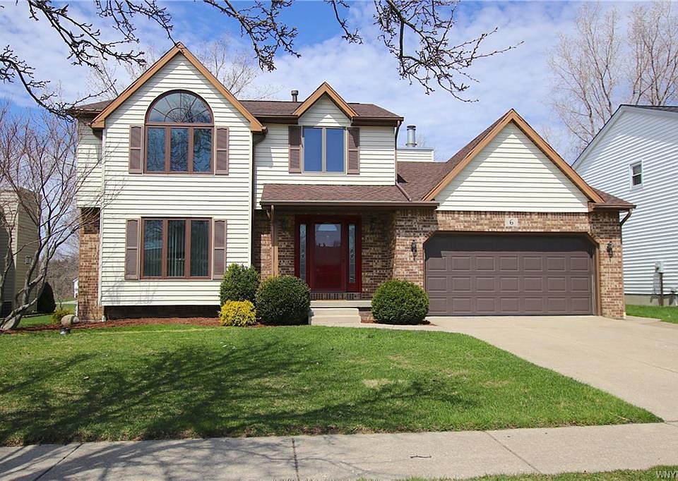 1st image of 6 Cherrywood Dr