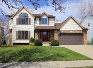 6 Cherrywood Dr, Cheektowaga, NY 14227