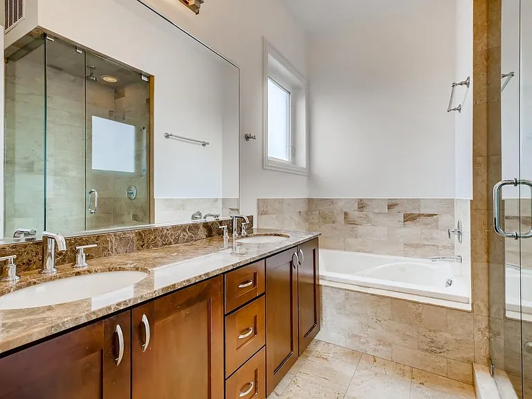 2428 W Augusta Blvd #3 — Photo 15