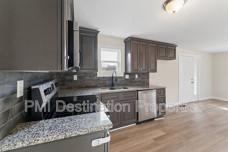 1st image of 247 Shadyside Ave