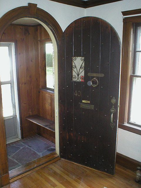 2nd image of 40 Hamlet St