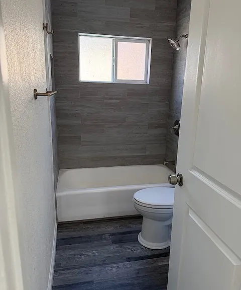 633 W Avenue H8 — Photo 10