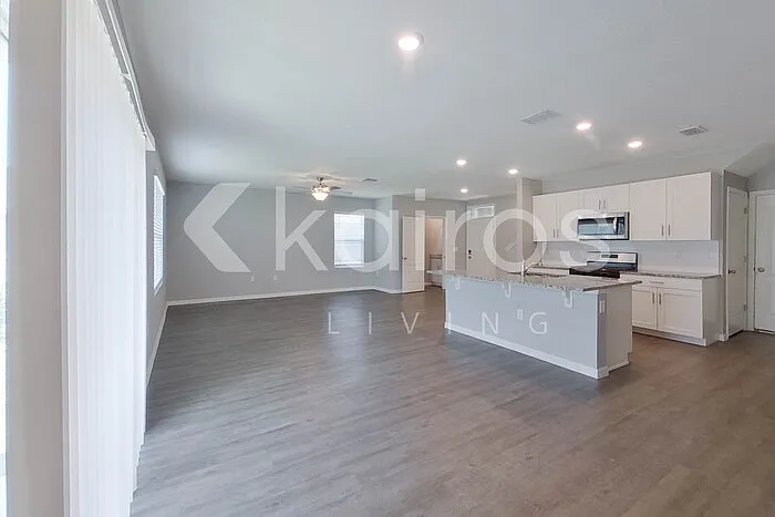32221 Edson Ave — Photo 5