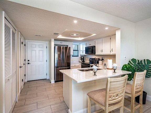 3rd image of 620 A1a Beach Blvd Unit 19