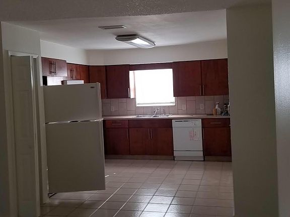 2nd image of 12909 Kellywood Cir