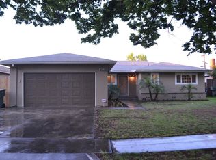 2236 E Swift Ave, Fresno, CA 93726